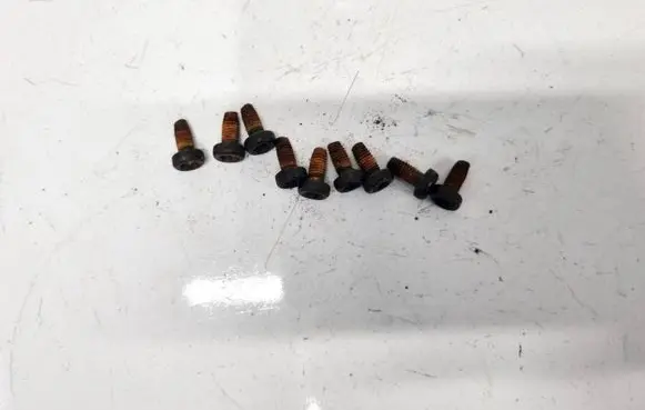 Mitsubishi Space Star Nuts/bolts 