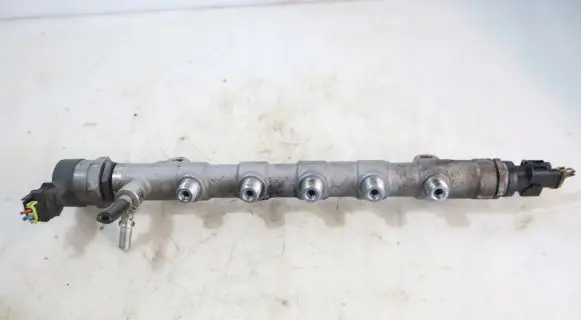 Hyundai i40 Fuel main line pipe 0445214323