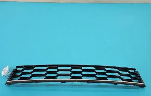 Volkswagen PASSAT B7 Front bumper lower grill 3AA853677F IMPRK1516158