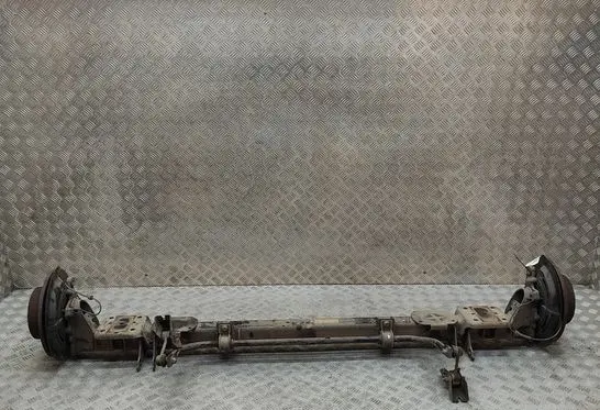 Renault Master III Rear axle beam 555116577R