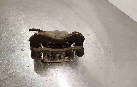 Mitsubishi Outlander Front brake caliper