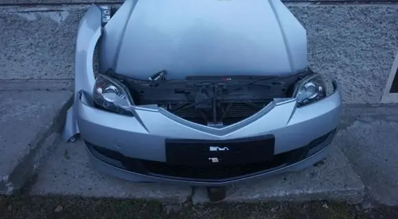 Mazda 3 I Front piece kit 