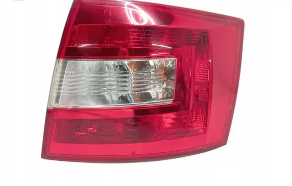 Skoda Rapid (NH) Rear/tail lights 5JJ945096