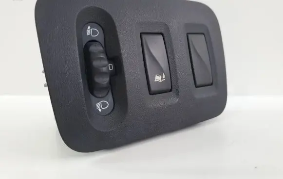 Renault Master III Headlight level height control switch 8200379685