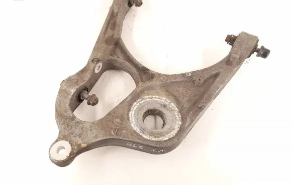 Rear control arm