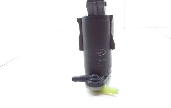 Ford Focus Windscreen/windshield washer pump