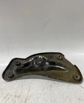 Skoda Octavia Mk2 (1Z) Front splash guards bracket 1z0810581