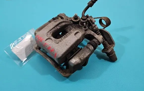 Rear brake caliper