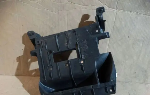 Porsche Macan (95B) Engine splash shield/under tray 95b825370h55