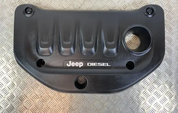 Jeep Cherokee Engine cover (trim)