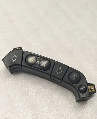 BMW X3 E83 Steering wheel buttons/switches 6903396 03740301
