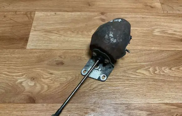 Opel Insignia A Turbine electric control actuator 76904902