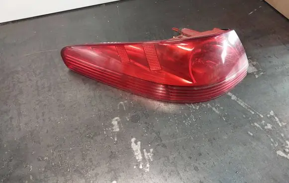 Peugeot 607 Rear/tail lights 809234809432