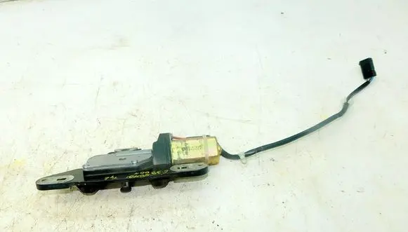BMW 5 E39 Tailgate window lock/catch/latch 189517
