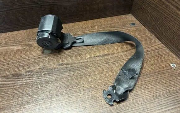 Fiat Grande Punto Rear seatbelt 607707100C