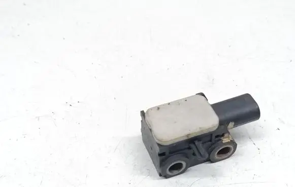 BMW X6 M Airbag deployment crash/impact sensor 9152262 65779152262