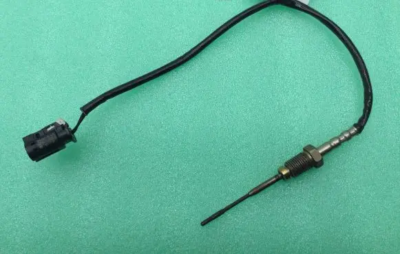 BMW 4 F32 F33 Exhaust gas temperature sensor 7804177