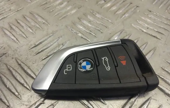 BMW X3 G01 Ignition key/card 