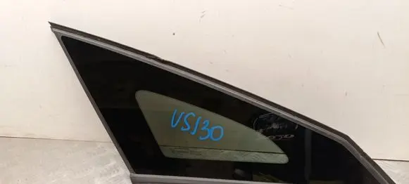 Citroen C4 III e-C4 Rear side window 9832918480