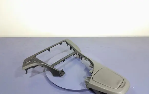 Toyota Prius (XW30) Other sill/pillar trim element 55420-47030
