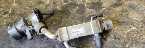 Mercedes-Benz CLK A209 C209 EGR valve cooler A6461400875 068024 L4095000