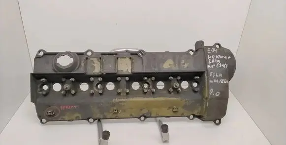 BMW 5 E34 Rocker cam cover 1738385 M50B20