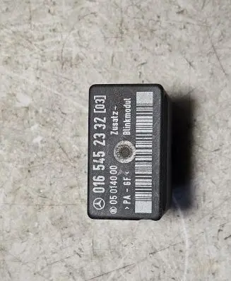 Mercedes-Benz Sprinter W901 W902 W903 W904 Other relay 0165452332