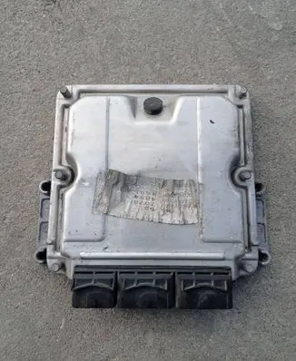 Renault Scenic I Engine control unit/module 0281010483