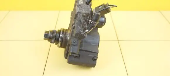 Mercedes-Benz Sprinter W906 Fuel injection high pressure pump 28252614 28SP14
