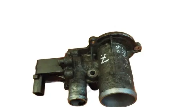 Jaguar XF X250 EGR thermostat 1043808S02