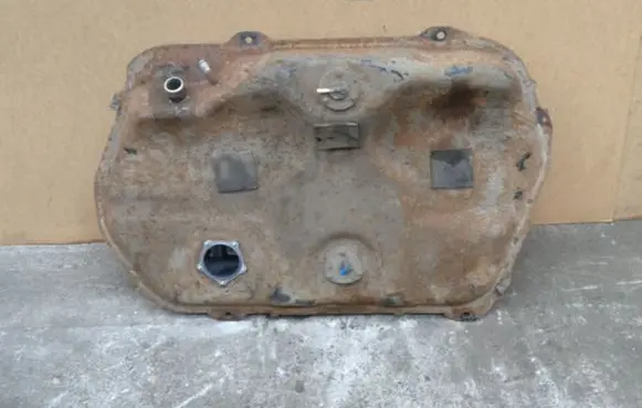 Mitsubishi Lancer Fuel tank 