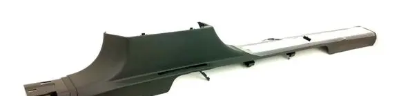 Foot area side trim