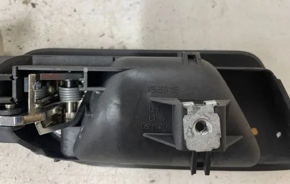 Volkswagen Golf V Rear door interior handle 1K5837113