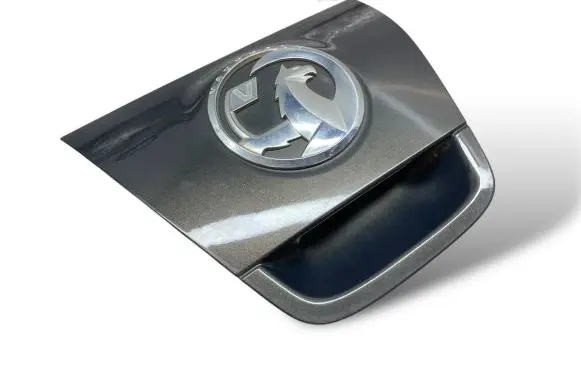 Opel Astra J Tailgate/trunk/boot exterior handle 13372620 00321228041 13372619