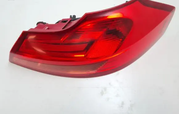 Opel Insignia A Rear/tail lights VP9TTX13404A 13226857