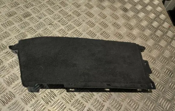 Volvo XC90 Centre console side trim rear 31389618