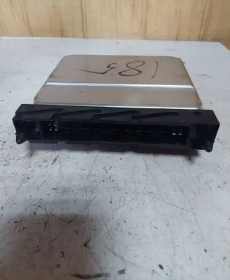 Volvo XC70 Engine control unit/module 30637733A 1039S00000 0281011078