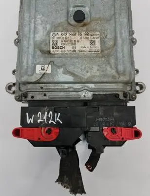 Mercedes-Benz E W212 Engine control unit/module ECU A6429002900