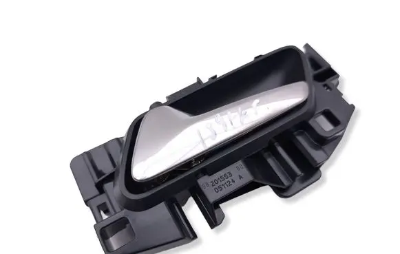 Opel Grandland X Front door interior handle 9820155380