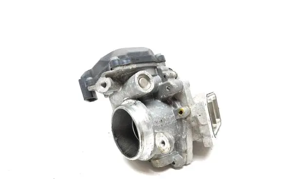 Volkswagen PASSAT B8 Electric throttle body valve 04L128063P A2C84315500 04L128059B