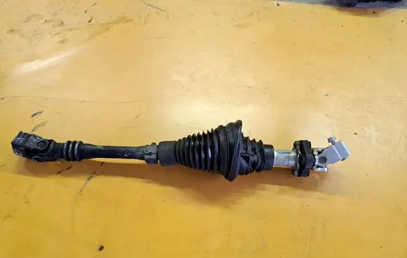 Mercedes-Benz E W212 Prop shaft universal joint 