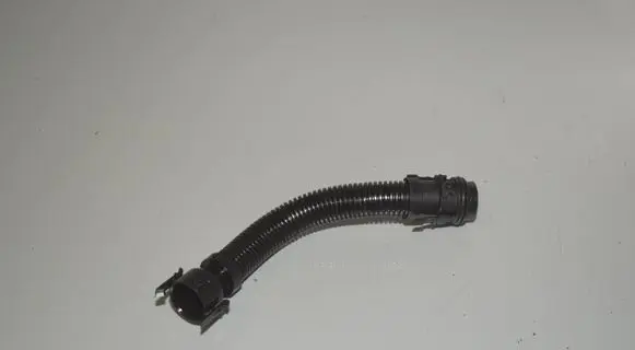 BMW 5 F10 F11 Breather hose/pipe 58650910