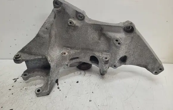 Renault Trafic II (X83) Generator/alternator bracket 8200183234