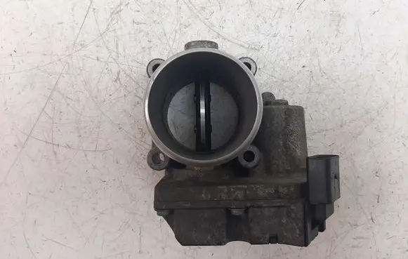 KIA Ceed Throttle valve 351002A750 5WY9101A