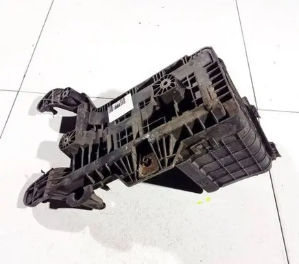 Volkswagen Caddy Battery box tray 1k0915333b 1k0915333-b