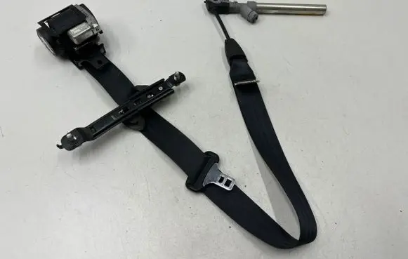 Citroen C-Crosser Front seatbelt 0435094