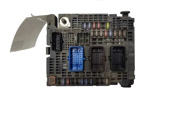 Peugeot 508 BSM Control unit 9674921980 S20023782