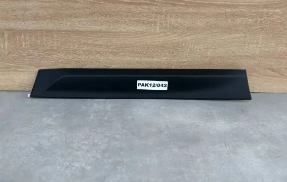 KIA Xceed Rear door trim (molding) 87732-J7CA0