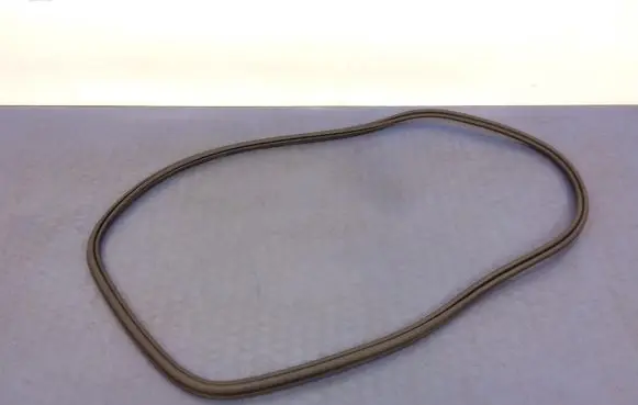 Volvo XC60 Front door rubber seal 