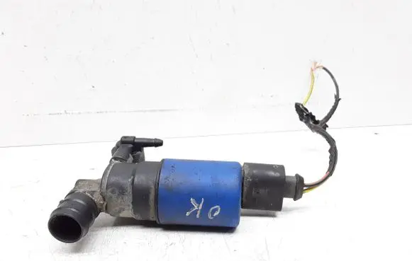 Volvo S60 Windscreen/windshield washer pump AV6113K082AA